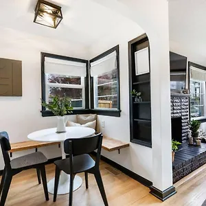 Picture Perfect In The Heart Of Dt , Vancouver United States